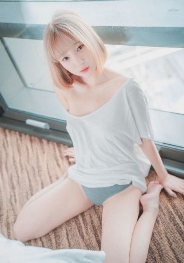 日韩美女写真组图_午夜激情福利视频